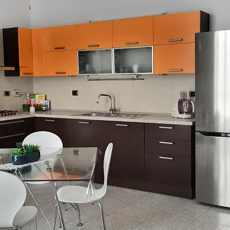 Apartment Corso Spezia 55_ Zona Ospedali