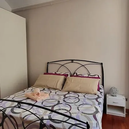 Corso Spezia 55_ Zona Ospedali Apartmán *