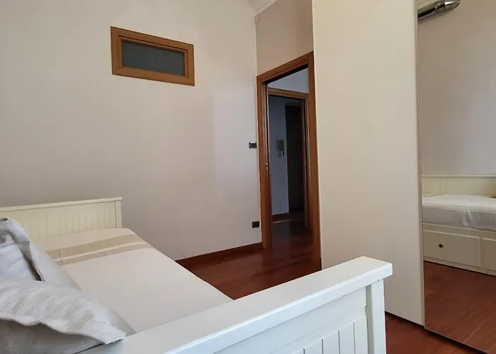 Corso Spezia 55_ Zona Ospedali Apartamento